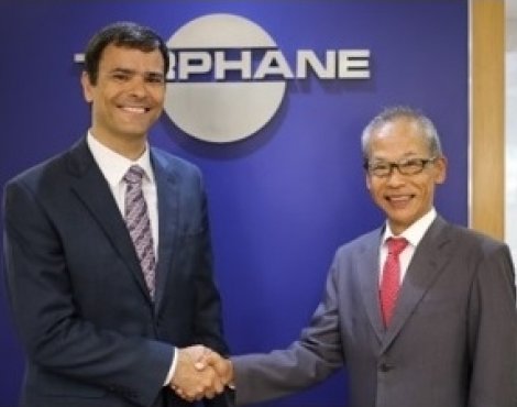 Terphane sings a distribution agreement in Americas with japanese films company Toyobo